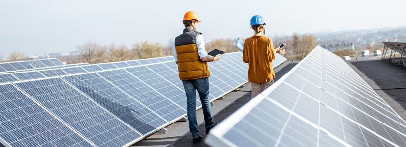 Photovoltaik-Anlagen auf großen Dachflächen